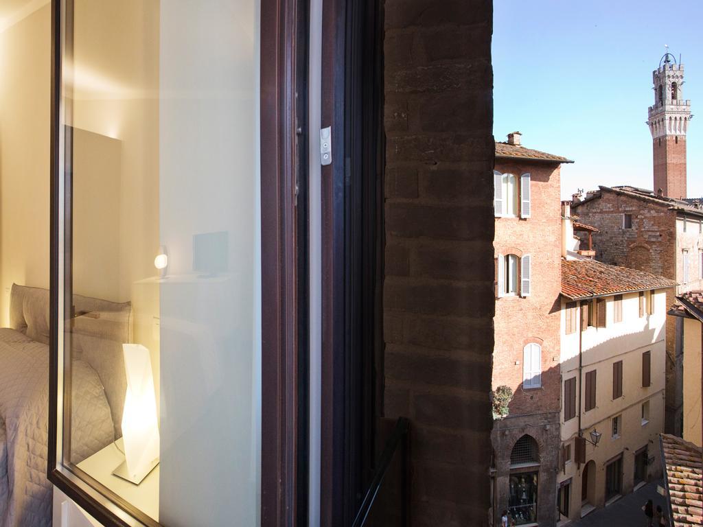 Il Tolomei - Central In The Middle Of Main Street Siena Habitación foto